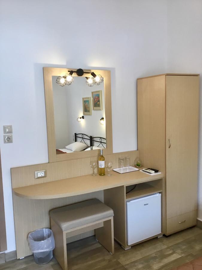 Platanos Rooms Sinoikismos Kambos Eksteriør bilde